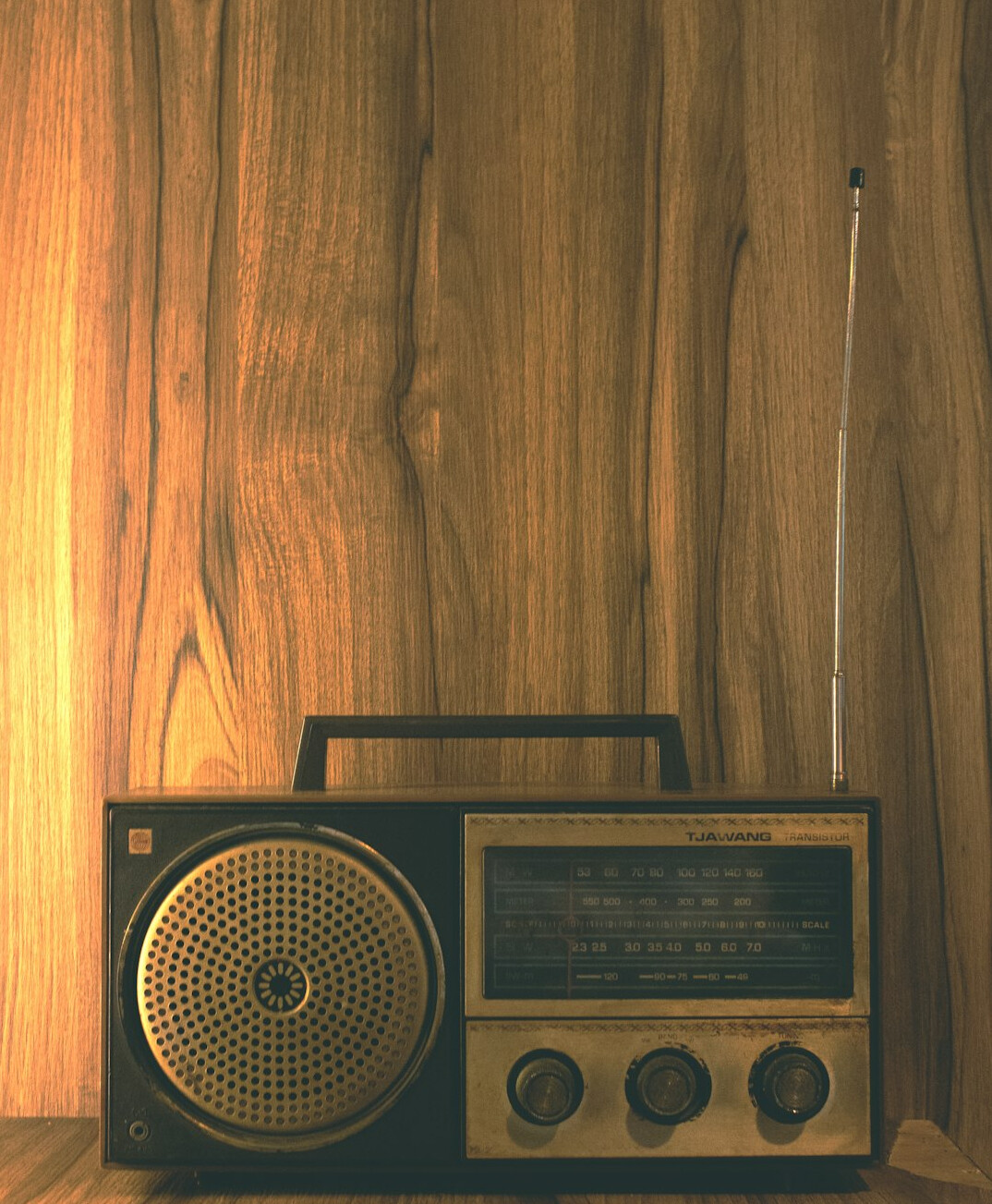 retro radio broadcast